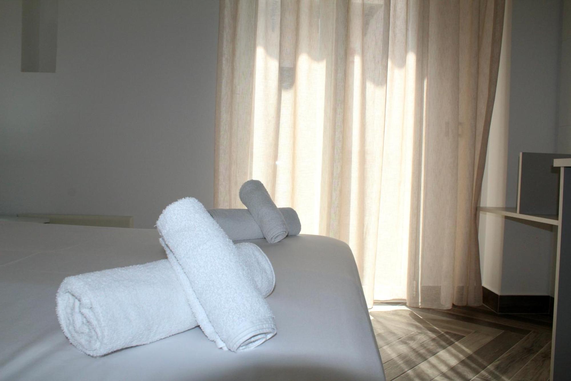 Leonardo Suites Scilla Exterior foto